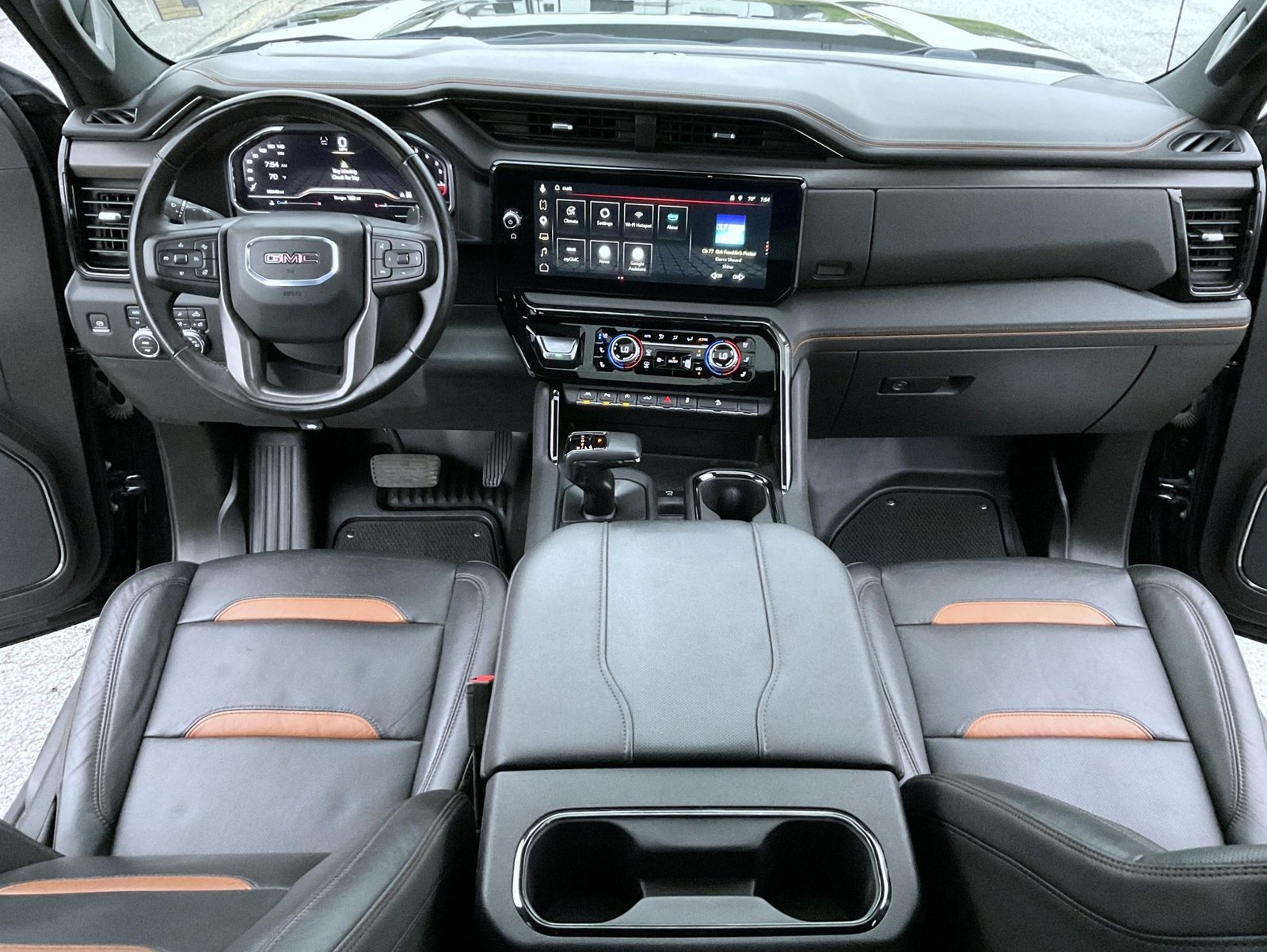 Certified 2024 GMC Sierra 1500 AT4 w/ Technology Package AWD/4WD image 12