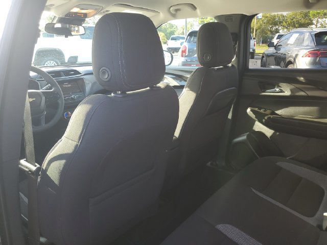 Used 2023 Chevrolet TrailBlazer LT w/ LPO, Blackout Package FWD image 13