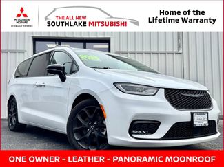 Used 2025 Chrysler Pacifica Limited FWD video 1