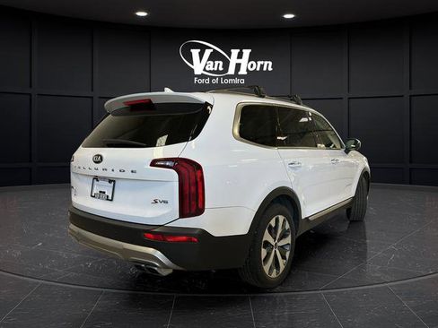 Used 2021 Kia Telluride S AWD/4WD image 3