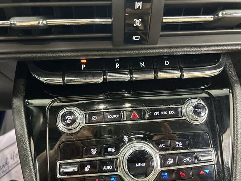 Used 2021 Lincoln Corsair Reserve w/ Equipment Group 201A AWD/4WD image 18