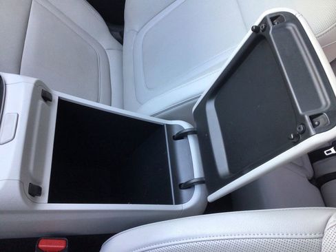 Used 2022 Hyundai Tucson Limited image 23