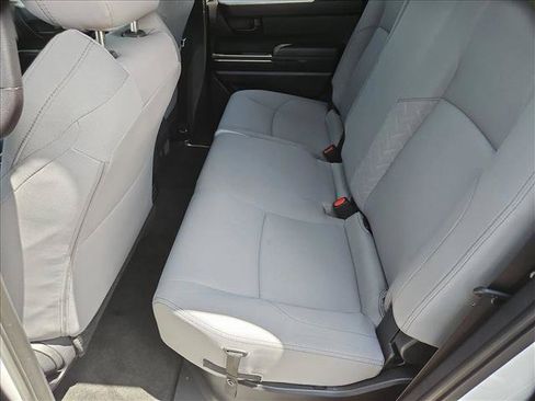 Certified 2025 Toyota Tacoma SR5 AWD/4WD image 24