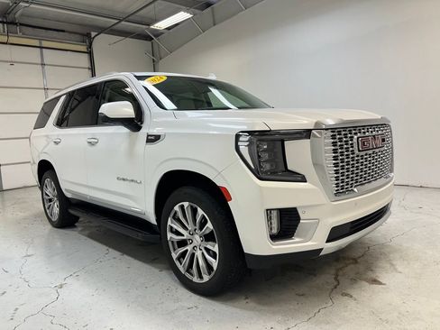 Used 2024 GMC Yukon Denali AWD/4WD image 8