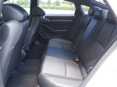 Used 2021 Honda Accord Sport image 29