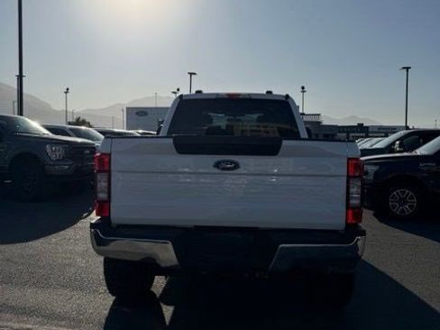 Used 2020 Ford F250 XLT w/ FX4 Off-Road Package AWD/4WD image 10