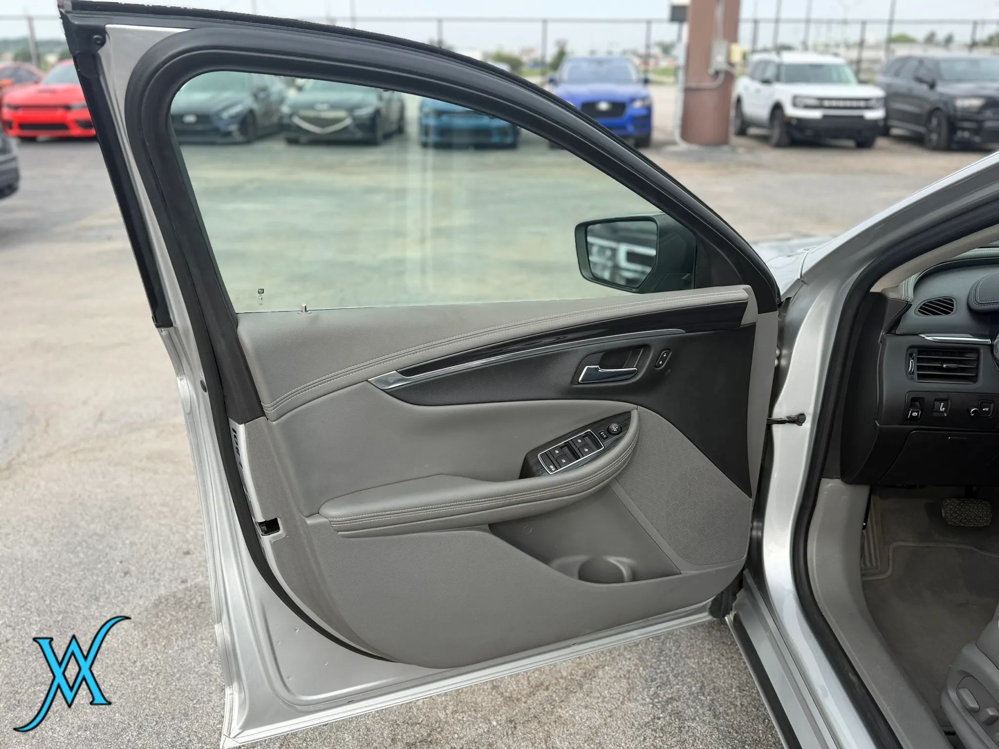 Used 2018 Chevrolet Impala LS FWD image 11