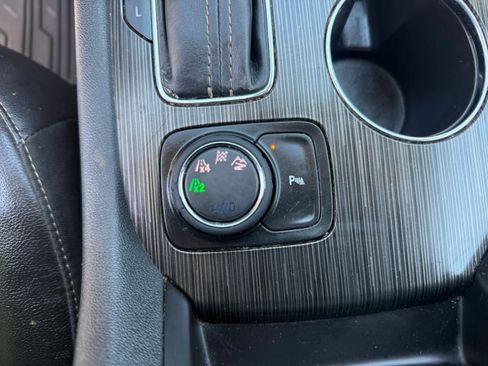 Used 2018 GMC Acadia SLT AWD/4WD image 44