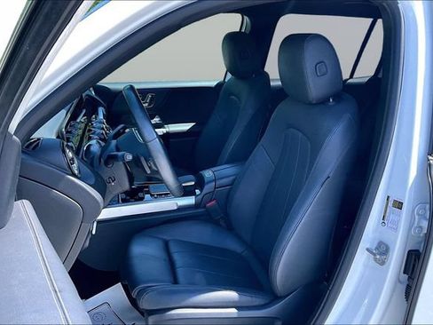 Certified 2023 Mercedes-Benz GLB 250 4MATIC image 24