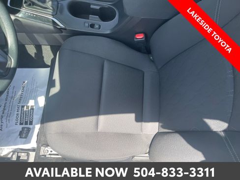Used 2025 Toyota Corolla LE FWD image 28