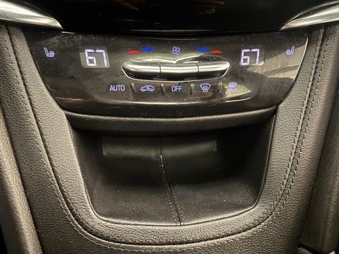 Used 2022 Cadillac XT6 Premium Luxury w/ Technology Package image 26