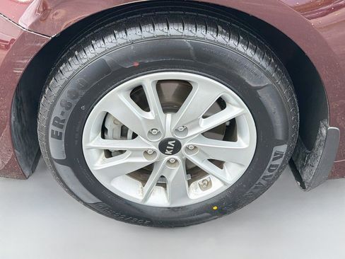 Used 2018 Kia Optima LX FWD image 36