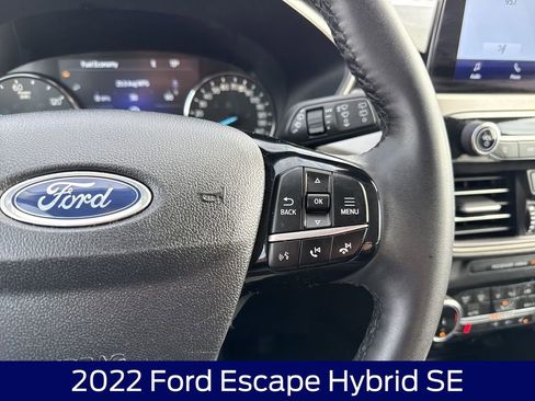 Used 2022 Ford Escape SE w/ Cold Weather Package image 20