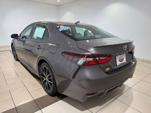 Certified 2023 Toyota Camry SE w/ Cold Weather Package AWD/4WD image 3