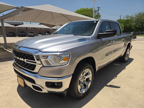 Used 2022 RAM 1500 Big Horn AWD/4WD image 7