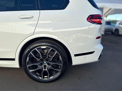 New 2026 BMW X7 M60i AWD/4WD image 14