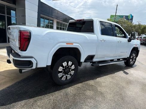 Used 2026 GMC Sierra 3500 Denali w/ Denali Reserve Package AWD/4WD image 9