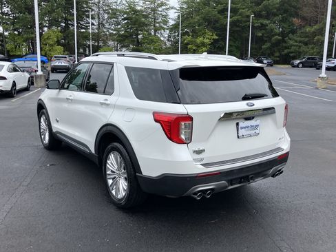 Used 2024 Ford Explorer King Ranch w/ Technology Package AWD/4WD image 8