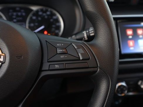 New 2025 Nissan Kicks Play S image 27