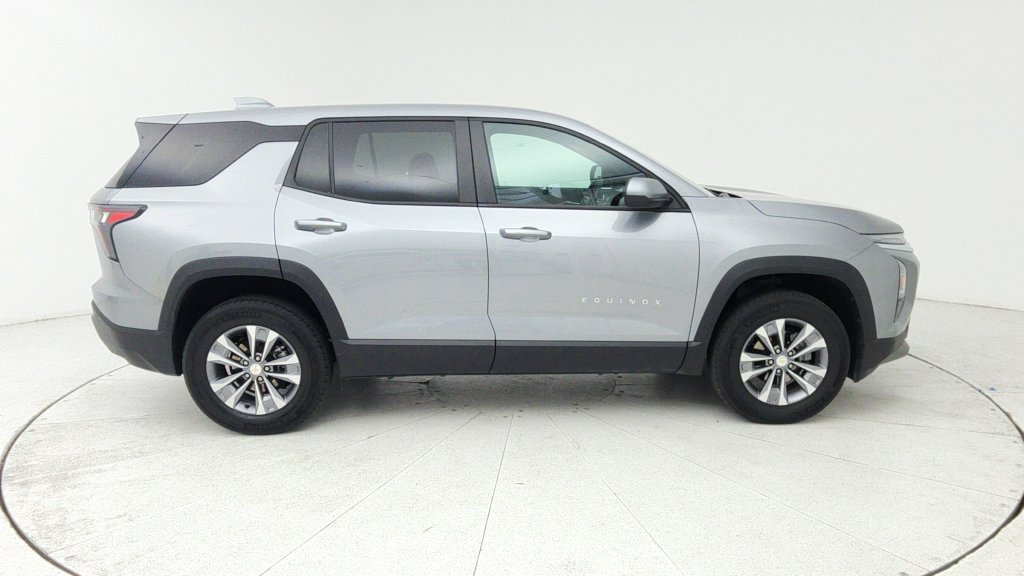 Certified 2025 Chevrolet Equinox LT AWD/4WD image 8