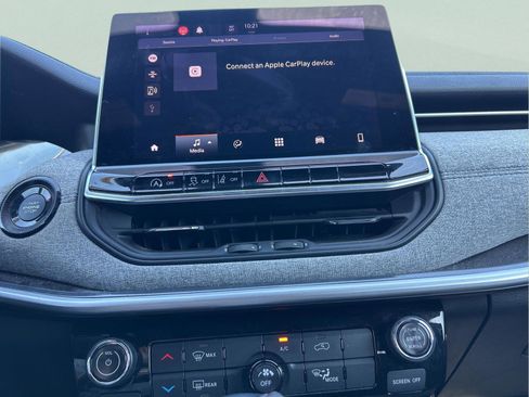 Certified 2023 Jeep Compass Sport image 18