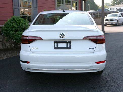 Used 2019 Volkswagen Jetta SE FWD image 6
