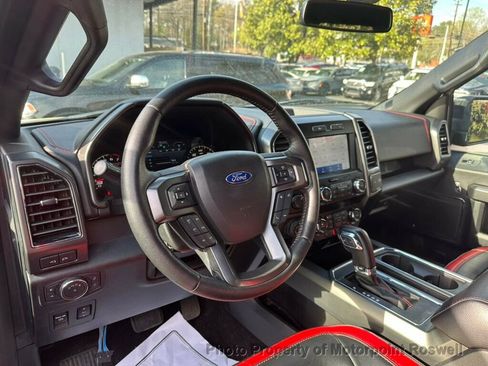 Used 2019 Ford F150 Lariat image 8