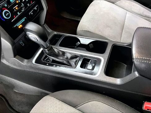 Used 2018 Ford Escape SE w/ SE Sync 3 Package FWD image 16