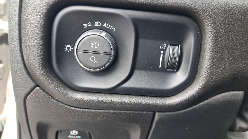 Used 2022 RAM 1500 Big Horn AWD/4WD image 24