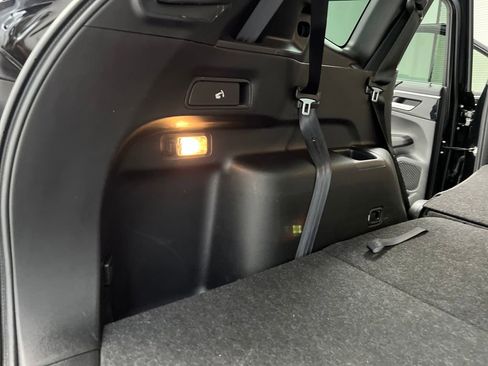 Used 2023 Mitsubishi Outlander SE image 36