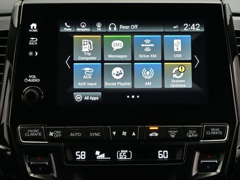 Used 2023 Honda Odyssey Elite image 12