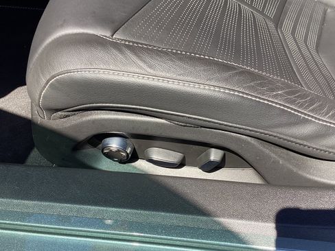 Used 2023 Chevrolet Corvette Stingray Premium Conv w/ 3LT image 23