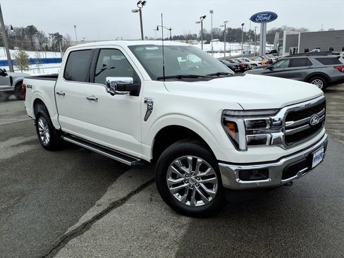 New 2026 Ford F150 Lariat image 3