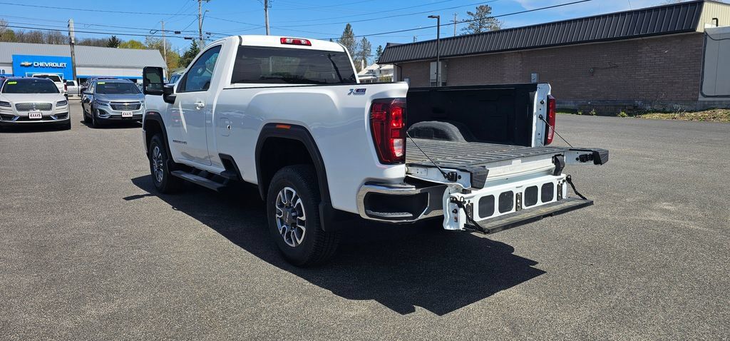 Certified 2022 GMC Sierra 3500 SLE w/ SLE Convenience Package AWD/4WD image 13