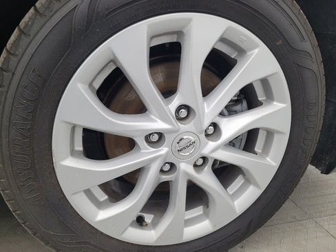 Used 2019 Nissan Sentra SV FWD image 31