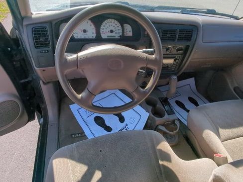 Used 2003 Toyota Tacoma 2WD Xtracab image 16