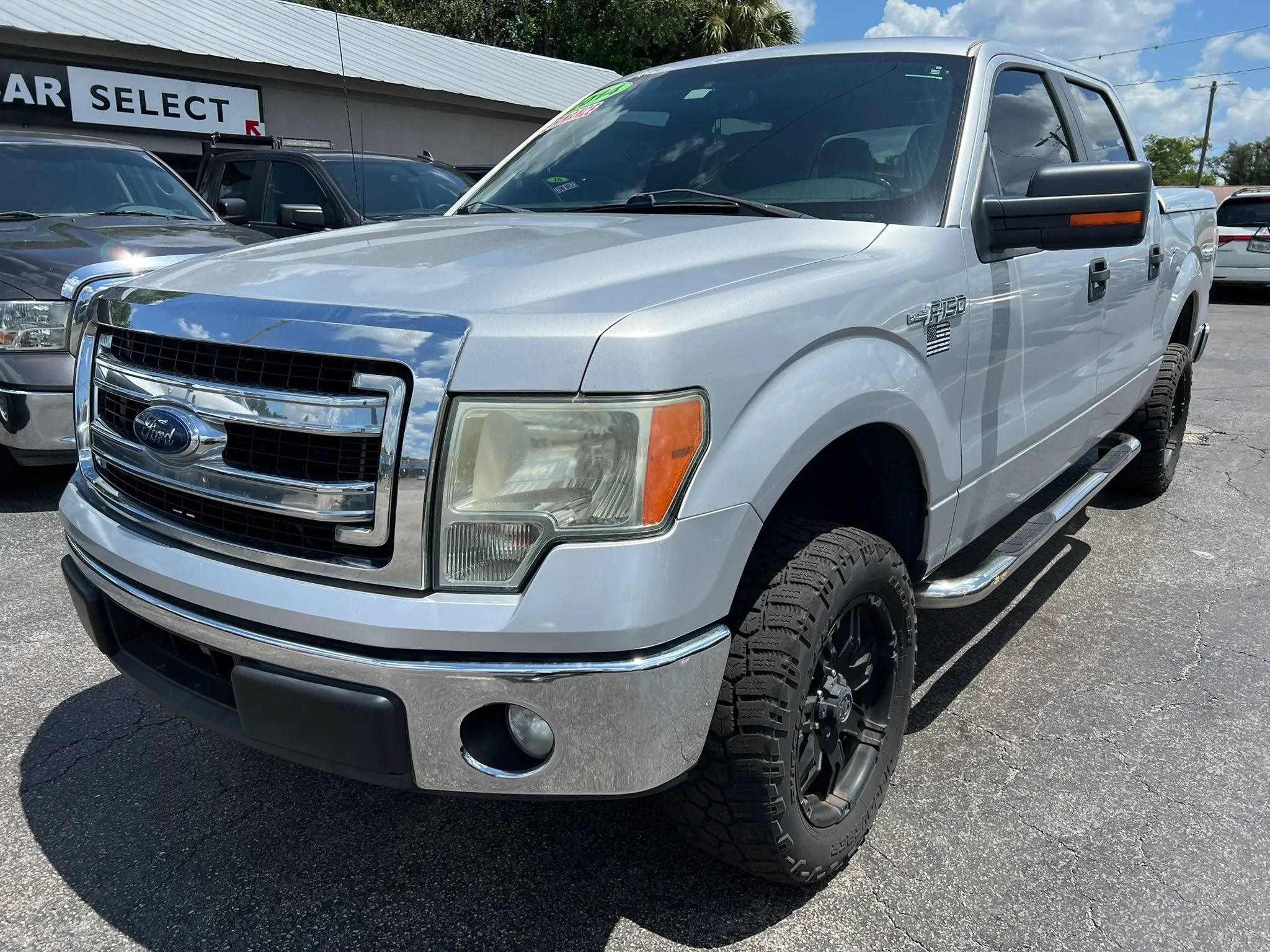 Used 2014 Ford F150 XLT w/ XLT Convenience Package RWD image 2
