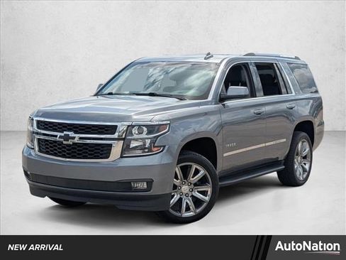 Used 2019 Chevrolet Tahoe LT w/ Luxury Package RWD image 1