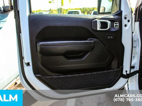 Used 2025 Jeep Wrangler Unlimited Sport AWD/4WD image 36