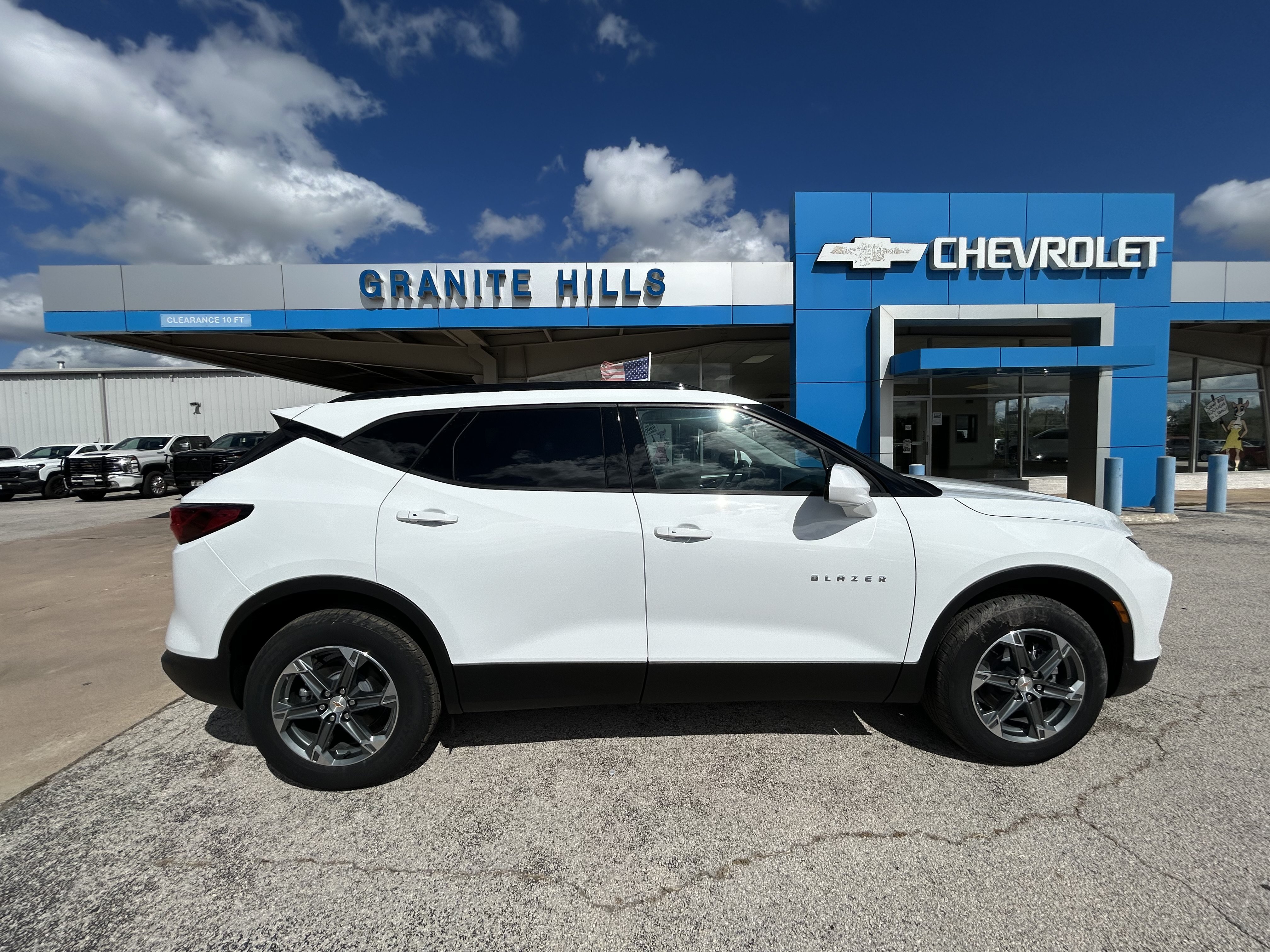 New 2026 Chevrolet Blazer LT w/ Convenience Package FWD image 11