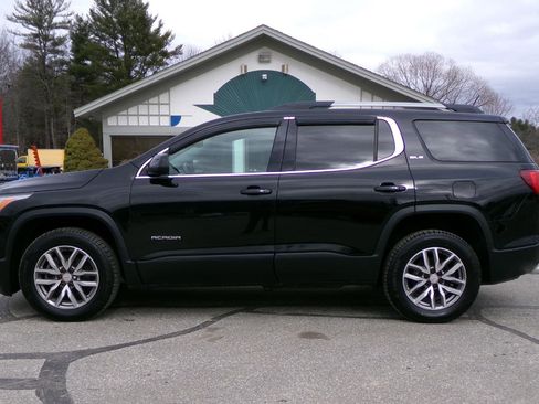 Used 2019 GMC Acadia SLE image 3