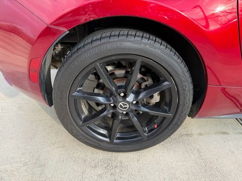 Used 2021 MAZDA MX-5 Miata RF Club image 26
