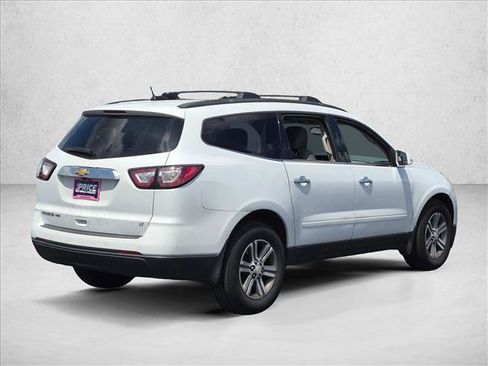 Used 2017 Chevrolet Traverse LT AWD/4WD image 5