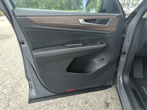 Certified 2026 Volkswagen Atlas SEL AWD/4WD image 18