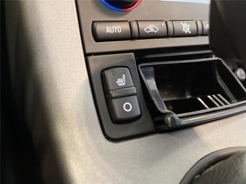 Used 2006 Chevrolet Corvette Convertible w/ Preferred Equipment Group RWD image 30