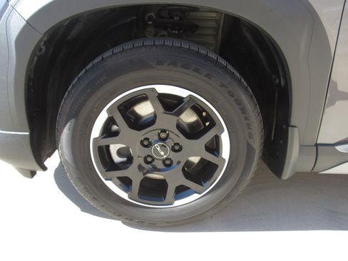 Certified 2025 Honda Pilot EX-L image 4