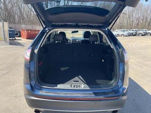 Used 2017 Ford Edge SEL w/ Equipment Group 201A AWD/4WD image 17