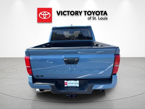 Used 2026 Toyota Tacoma TRD Sport AWD/4WD image 4
