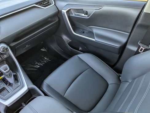 Used 2024 Toyota RAV4 XLE Premium image 17