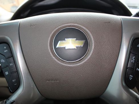 Used 2012 Chevrolet Suburban LTZ image 32